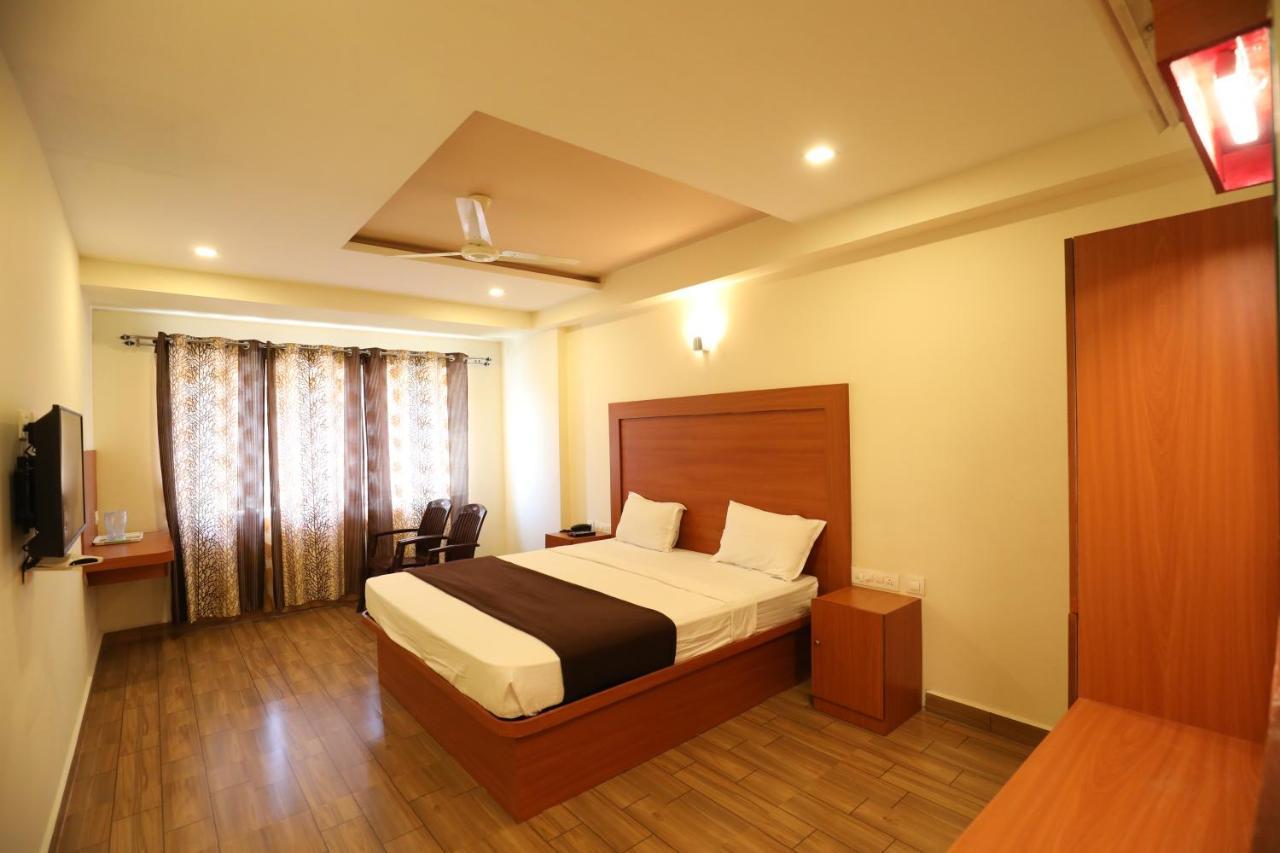 Hotel Rydham Madurai Exteriör bild